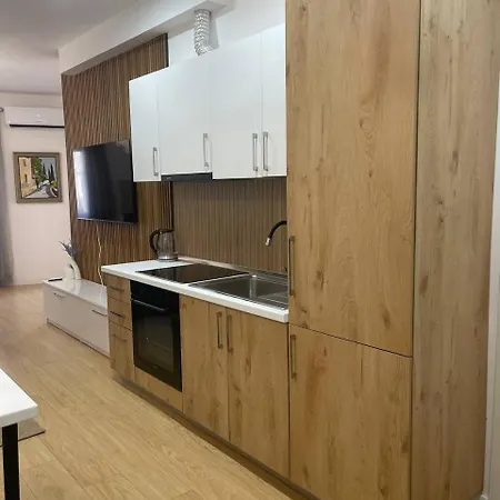 Emerald Breeze Apartment Durres